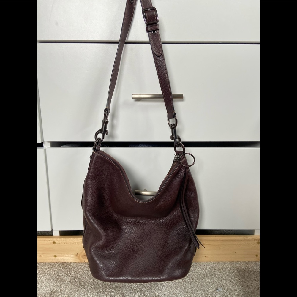 ❌SOLD❌ Coach bucket bag in Oxblood